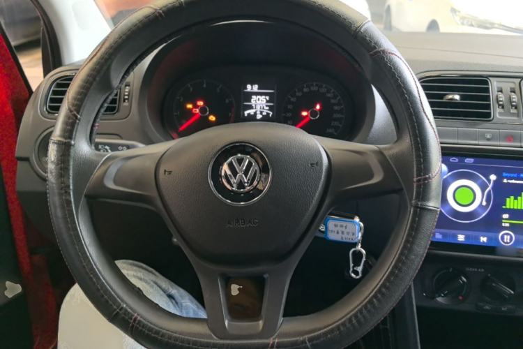 Used Volkswagen Polo 2018 1.5L Manual Drive-Comfort Model Steering Wheel