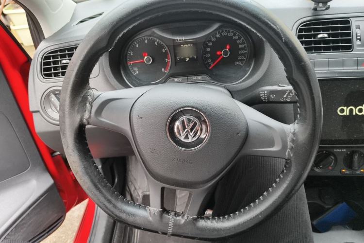 Used Volkswagen Polo 2018 1.5L Manual Drive-Comfort Model Steering Wheel