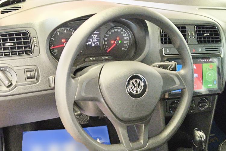 Used Volkswagen Polo 2018 1.5L Automatic Advanced Driving Model Steering Wheel