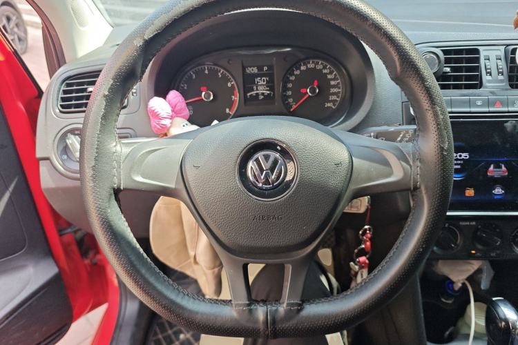 Used Volkswagen Polo 2018 1.5L Automatic Advanced Driving Model Steering Wheel