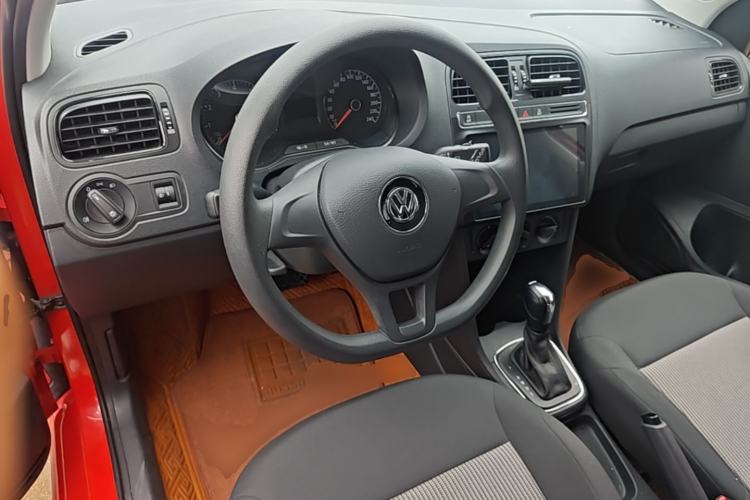 Used Volkswagen Polo 2018 1.5L Automatic Advanced Driving Model Steering Wheel