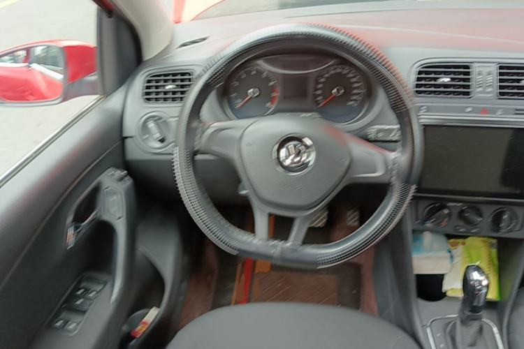 Used Volkswagen Polo 2018 1.5L Automatic Advanced Driving Model Steering Wheel