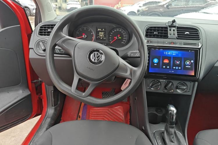 Used Volkswagen Polo 2018 1.5L Automatic Advanced Driving Model Steering Wheel