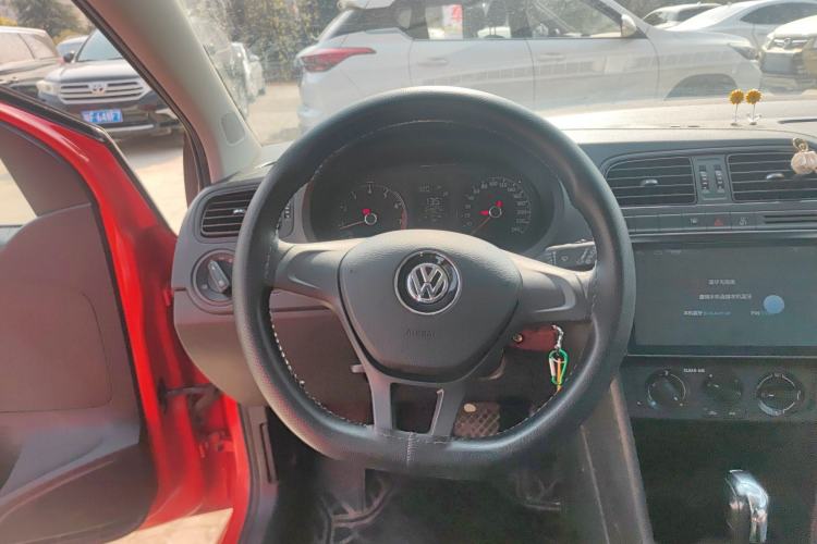 Used Volkswagen Polo 2018 1.5L Automatic Advanced Driving Model Steering Wheel