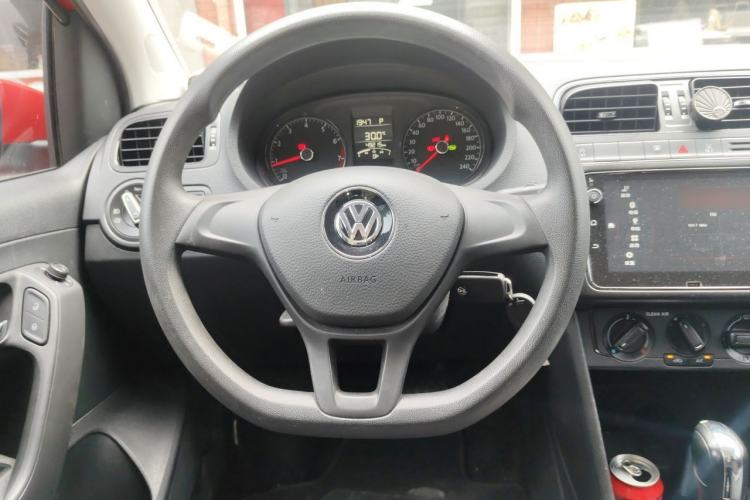 Used Volkswagen Polo 2018 1.5L Automatic Advanced Driving Model Steering Wheel