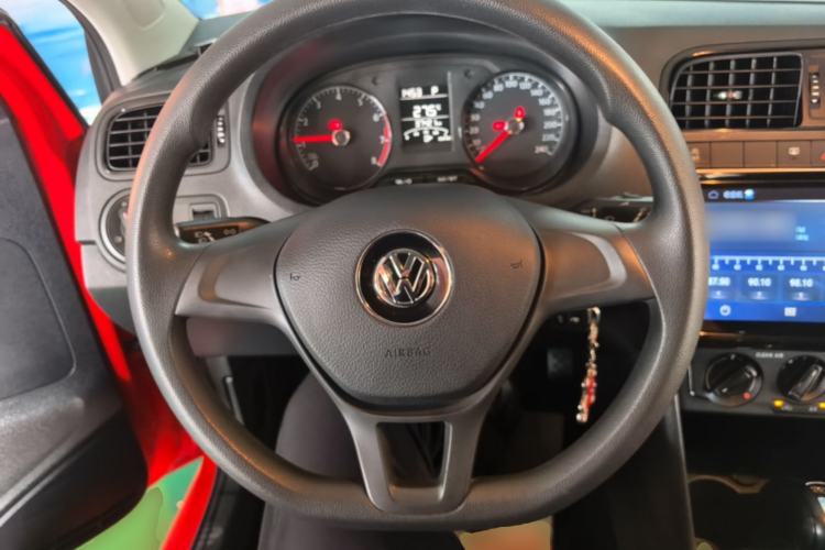 Used Volkswagen Polo 2018 1.5L Automatic Advanced Driving Model Steering Wheel