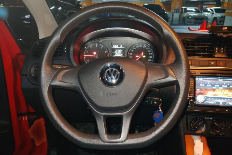 Used Volkswagen Polo 2018 1.5L Automatic Advanced Driving Model Steering Wheel