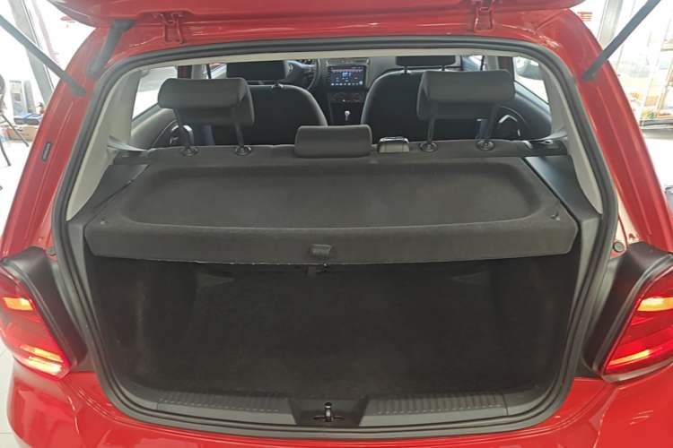 Used Volkswagen Polo 2018 1.5L Automatic Advanced Driving Model Trunk