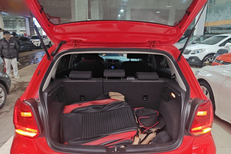 Used Volkswagen Polo 2018 1.5L Automatic Enjoyment Model Trunk