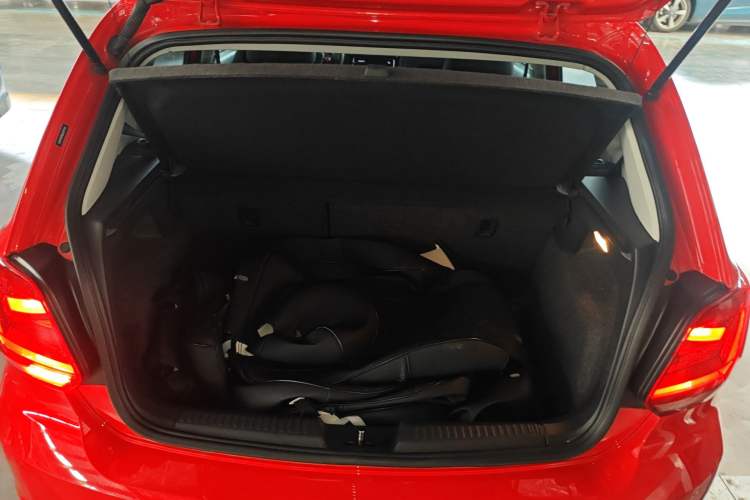 Used Volkswagen Polo 2018 1.5L Automatic Enjoyment Model Trunk