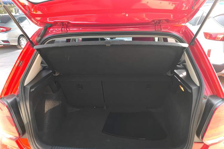 Used Volkswagen Polo 2018 1.5L Automatic Enjoyment Model Trunk