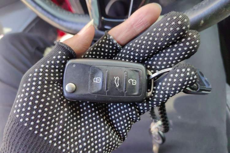 Used Volkswagen Polo 2018 1.5L Automatic Luxury Edition Vehicle Key
