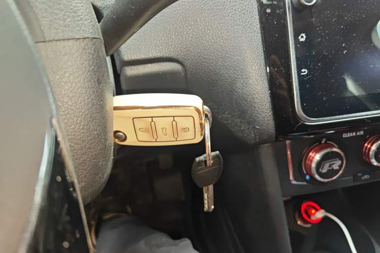 Used Volkswagen Polo 2018 1.5L Automatic Enjoyment Model Vehicle Key