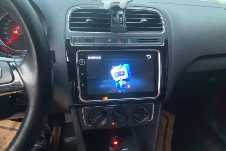 Used Volkswagen Polo 2018 1.5L Automatic Enjoyment Model Audio And AC Panel
