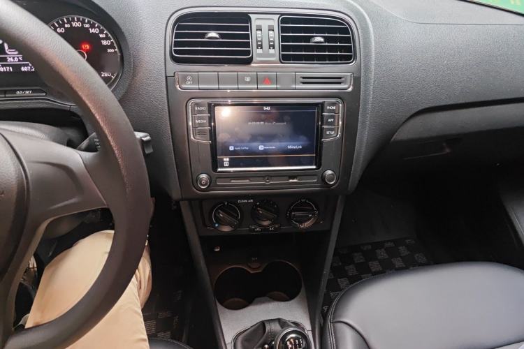 Used Volkswagen Polo 2018 1.5L Manual Drive-Comfort Model Audio And AC Panel