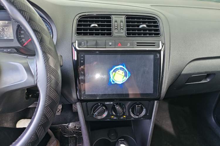Used Volkswagen Polo 2018 1.5L Automatic Advanced Driving Model Audio And AC Panel