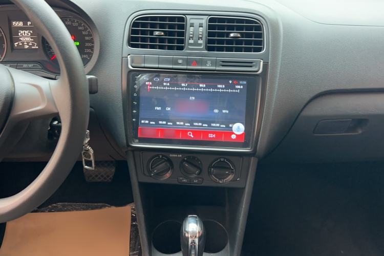 Used Volkswagen Polo 2018 1.5L Automatic Advanced Driving Model Audio And AC Panel