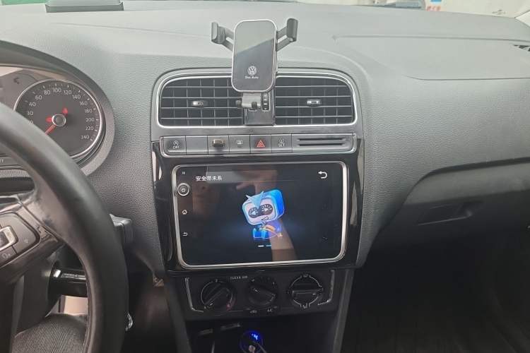 Used Volkswagen Polo 2018 1.5L Automatic Enjoyment Model Audio And AC Panel