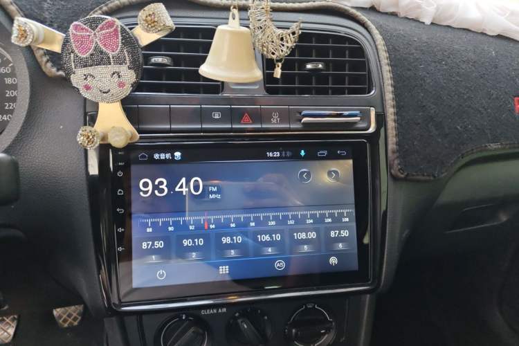 Used Volkswagen Polo 2018 1.5L Manual Drive-Comfort Model Audio And AC Panel