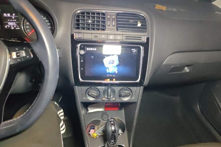 Used Volkswagen Polo 2018 1.5L Automatic Enjoyment Model Audio And AC Panel