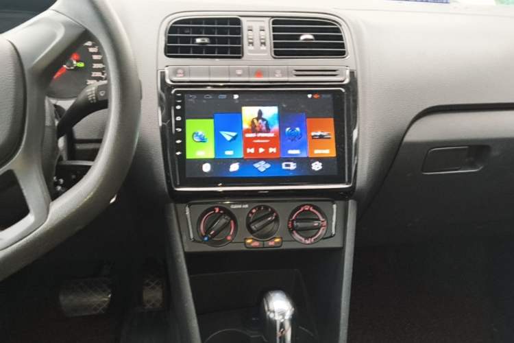 Used Volkswagen Polo 2018 1.5L Automatic Advanced Driving Model Audio And AC Panel