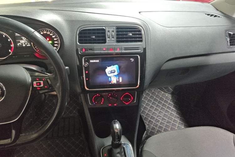 Used Volkswagen Polo 2018 1.5L Automatic Enjoyment Model Audio And AC Panel