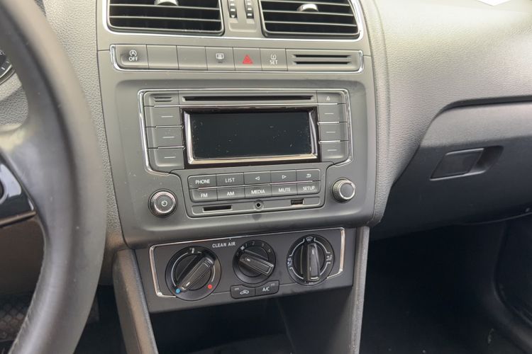 Used Volkswagen Polo 2018 1.5L Automatic Enjoyment Model Audio And AC Panel