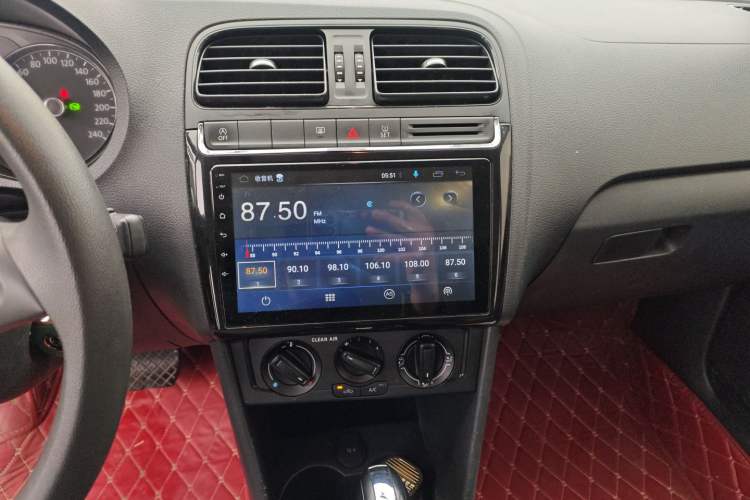 Used Volkswagen Polo 2018 1.5L Automatic Advanced Driving Model Audio And AC Panel
