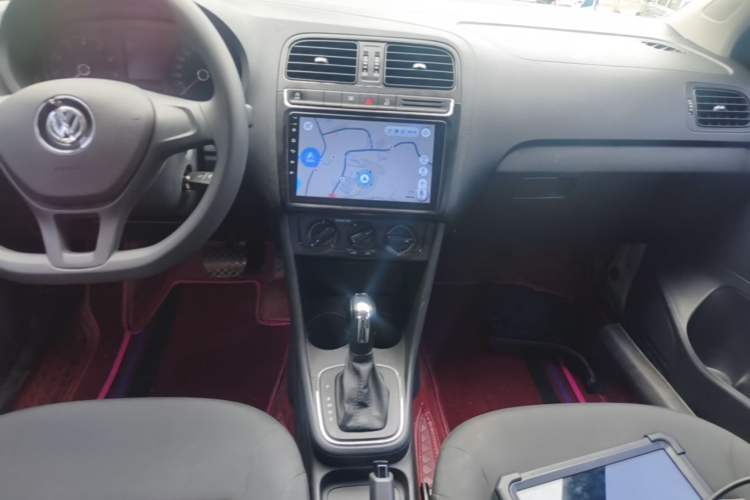 Used Volkswagen Polo 2018 1.5L Automatic Advanced Driving Model Audio And AC Panel