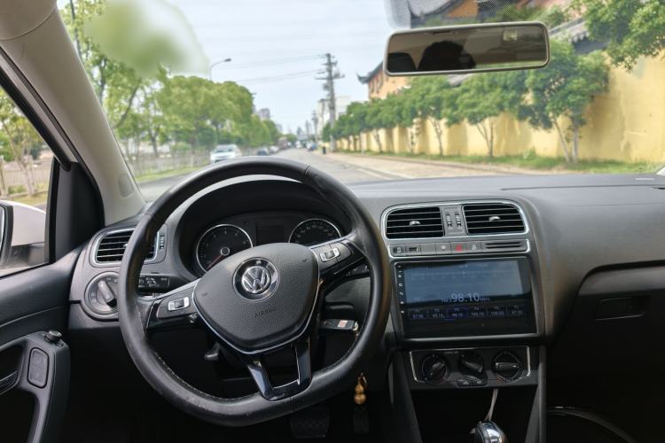 Used Volkswagen Polo 2018 1.5L Automatic Enjoyment Model Audio And AC Panel