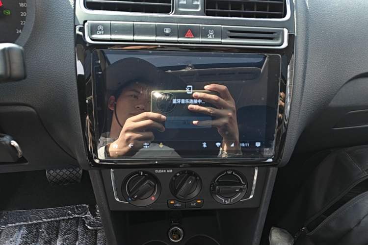 Used Volkswagen Polo 2018 1.5L Automatic Enjoyment Model Audio And AC Panel