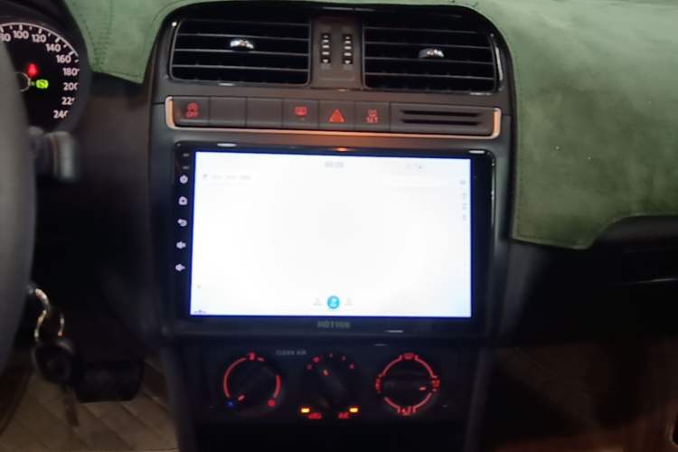 Used Volkswagen Polo 2018 1.5L Automatic Advanced Driving Model Audio And AC Panel