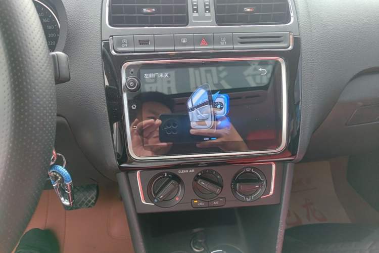 Used Volkswagen Polo 2018 1.5L Automatic Enjoyment Model Audio And AC Panel