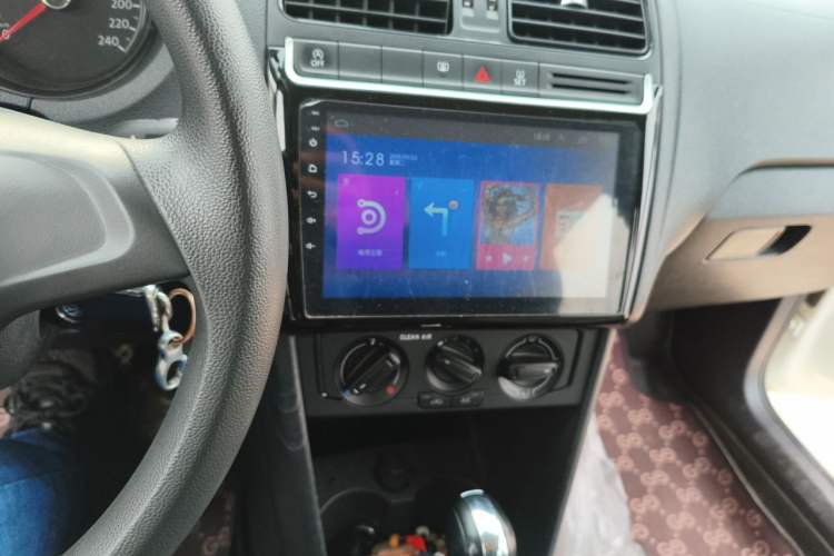 Used Volkswagen Polo 2018 1.5L Automatic Advanced Driving Model Audio And AC Panel