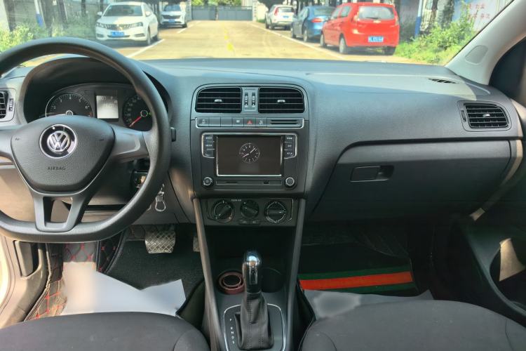 Used Volkswagen Polo 2018 1.5L Automatic Advanced Driving Model Audio And AC Panel