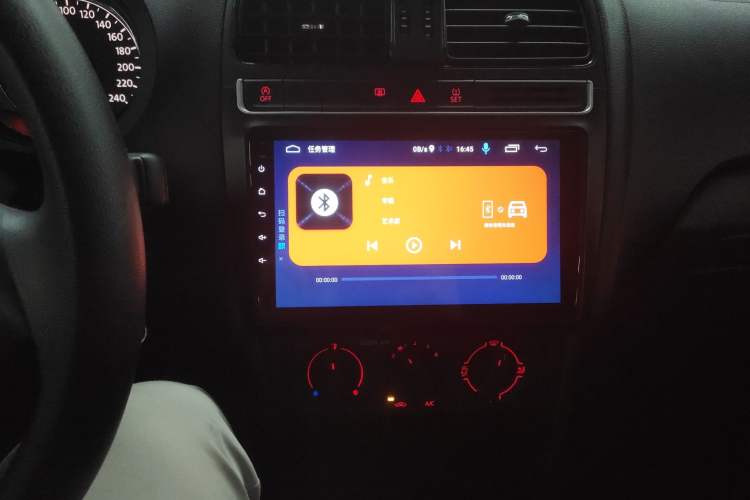 Used Volkswagen Polo 2018 1.5L Manual Drive-Comfort Model Audio And AC Panel