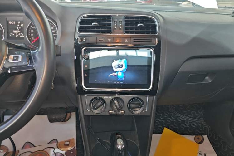 Used Volkswagen Polo 2018 1.5L Automatic Enjoyment Model Audio And AC Panel