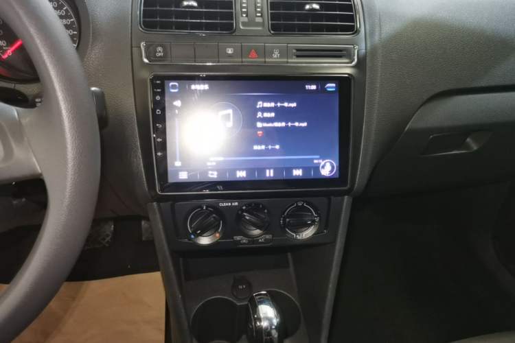 Used Volkswagen Polo 2018 1.5L Automatic Advanced Driving Model Audio And AC Panel