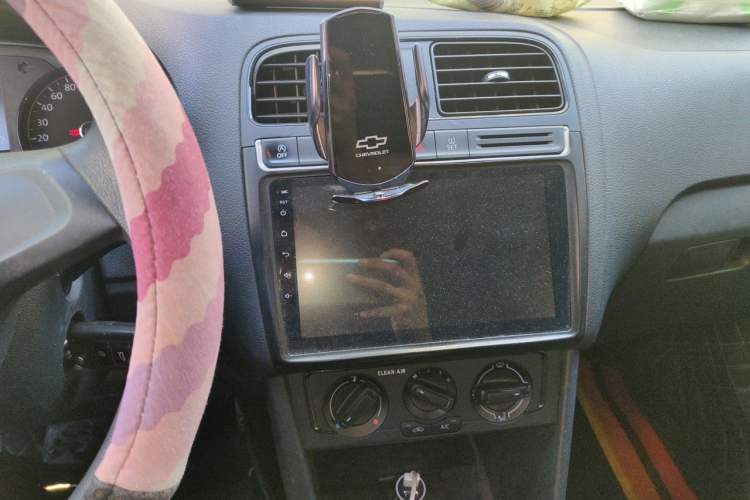 Used Volkswagen Polo 2018 1.5L Automatic Advanced Driving Model Audio And AC Panel