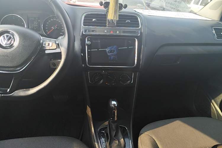 Used Volkswagen Polo 2018 1.5L Automatic Enjoyment Model Audio And AC Panel