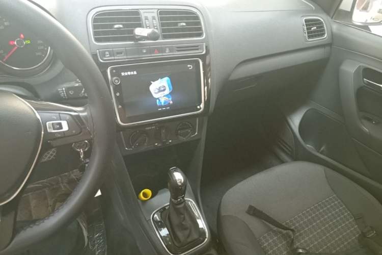 Used Volkswagen Polo 2018 1.5L Automatic Enjoyment Model Audio And AC Panel