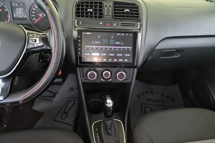 Used Volkswagen Polo 2018 1.5L Automatic Advanced Driving Model Audio And AC Panel