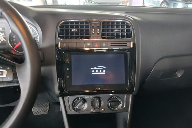 Used Volkswagen Polo 2018 1.5L Automatic Enjoyment Model Audio And AC Panel