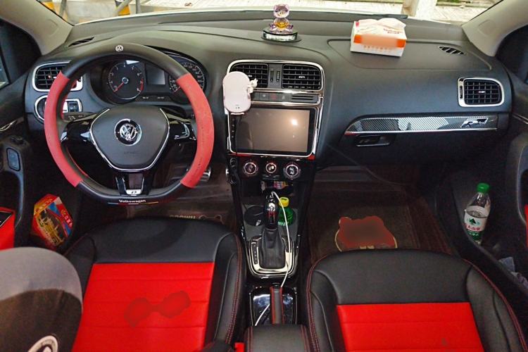 Used Volkswagen Polo 2018 1.5L Automatic Advanced Driving Model Center Console