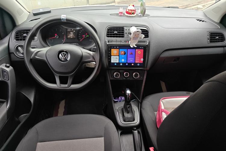 Used Volkswagen Polo 2018 1.5L Automatic Advanced Driving Model Center Console