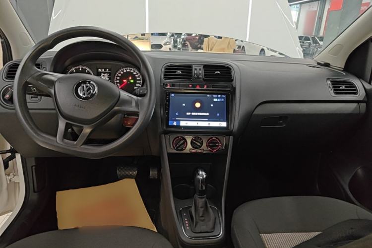Used Volkswagen Polo 2018 1.5L Automatic Advanced Driving Model Center Console