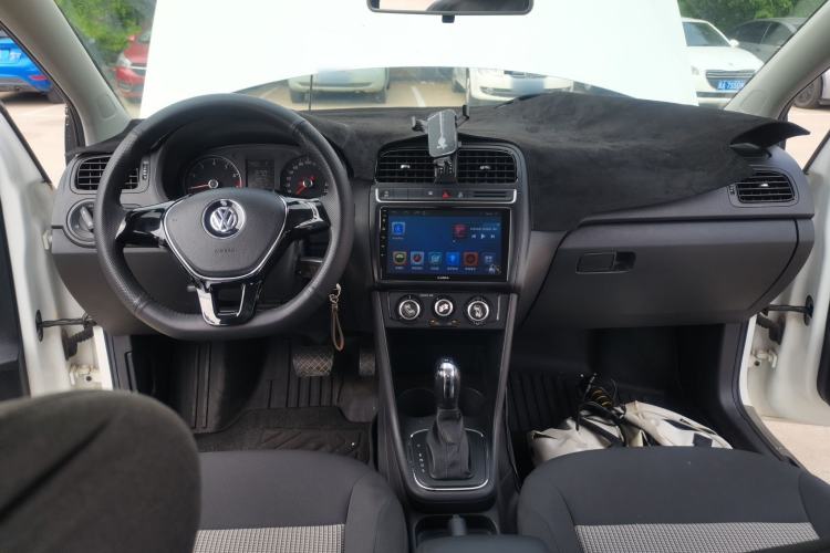 Used Volkswagen Polo 2018 1.5L Automatic Advanced Driving Model Center Console