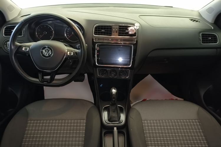 Used Volkswagen Polo 2018 1.5L Automatic Enjoyment Model Center Console