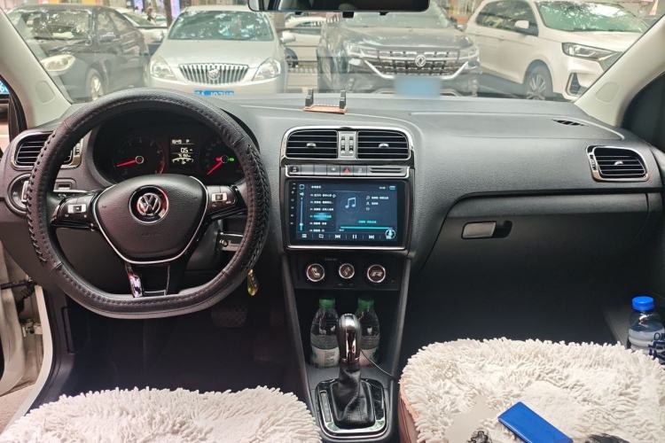 Used Volkswagen Polo 2018 1.5L Automatic Advanced Driving Model Center Console