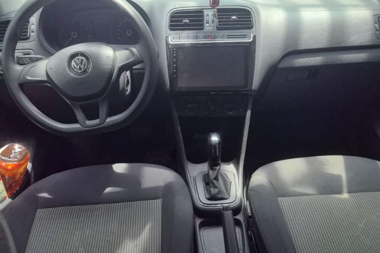 Used Volkswagen Polo 2018 1.5L Automatic Advanced Driving Model Center Console